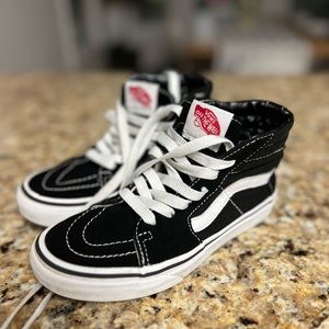black vans size 1